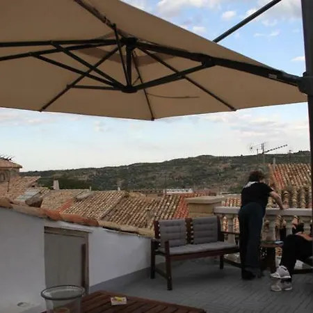 Circuito De Aragon. House Up To 16 Pax *