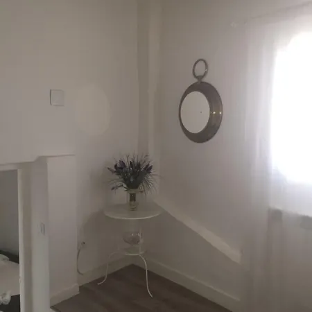 Circuito De Aragon. House Up To 16 Pax Villa