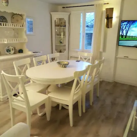 Villa Circuito De Aragon. House Up To 16 Pax *